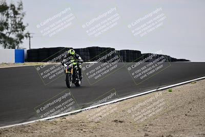 media/Apr-18-2025-TrackDaz (Fri) [[45f5874c44]]/B Group/Session 4 (Turn 6 - Outside)/